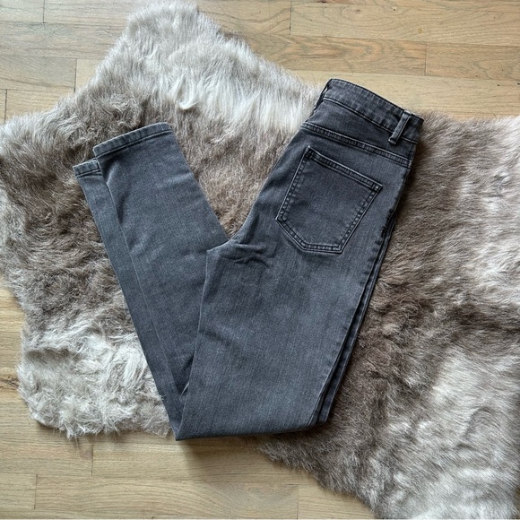 ASOS Distressed Washed Black / Dark Gray Skinny Jean - Size 28 - Picture 2 of 4